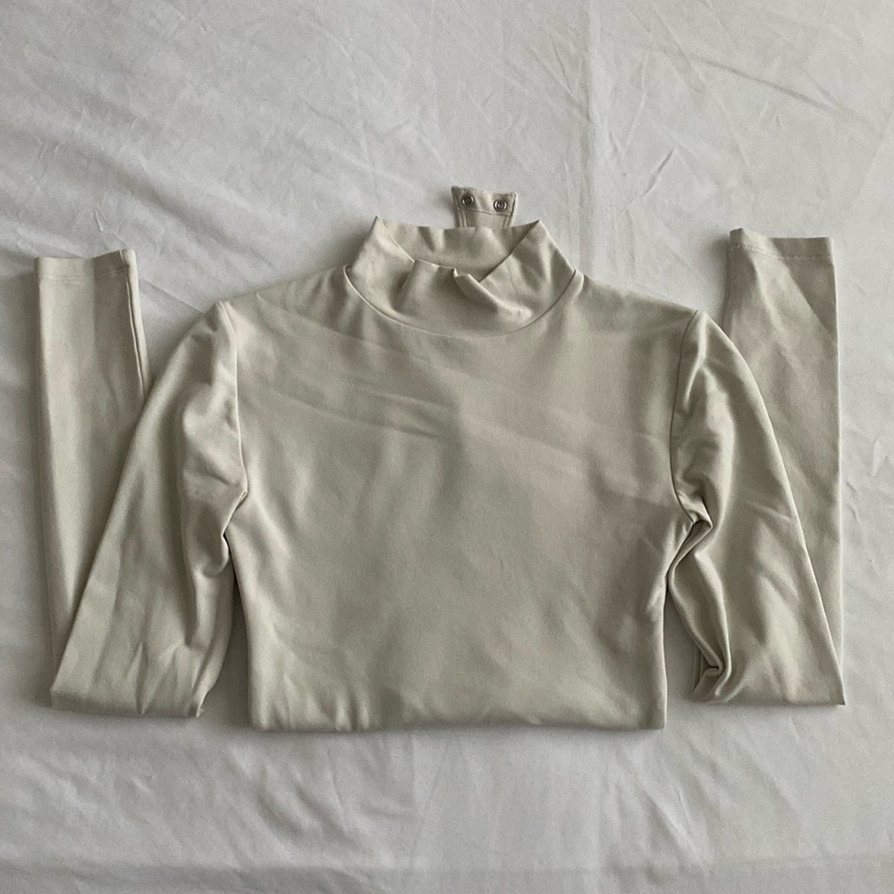 Aritzia Babaton bodysuit